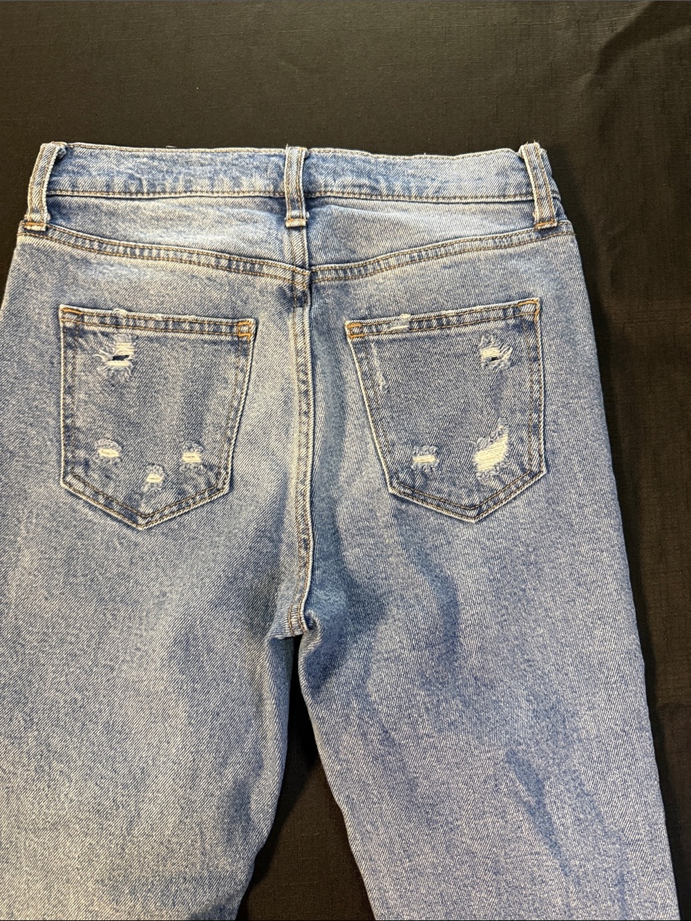 Altar'd State Light Blue Distressed Flare Jeans Size 26 /3 - Picture 8 of 9